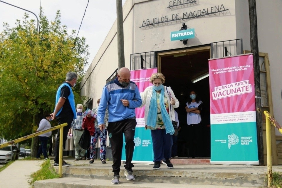 75.000 porteños se vacunaron en Provincia de Buenos Aires
