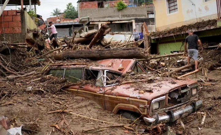 Venezuela sufre por las inundaciones, 22 muertos y más de 50 desaparecidos