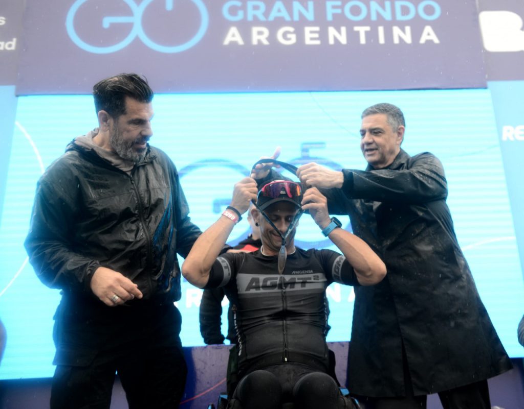 Jorge Macri entregó los premios del “Gran Fondo Argentina», la carrera de ciclismo amateur más importante del país